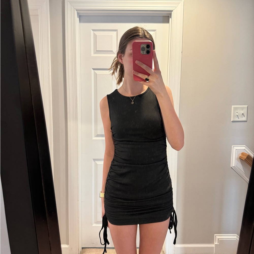 Black Sleeveless Ruched Bodycon Dress